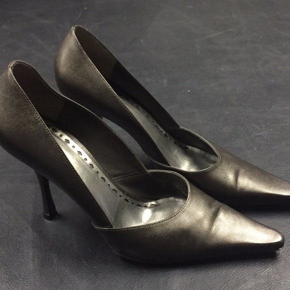 BCBG Shoes - BCBG size 10 pumps slate color
